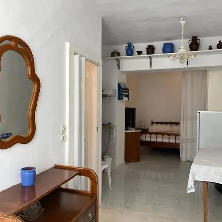 בית נופש Cozy Traditional Home, Chora *